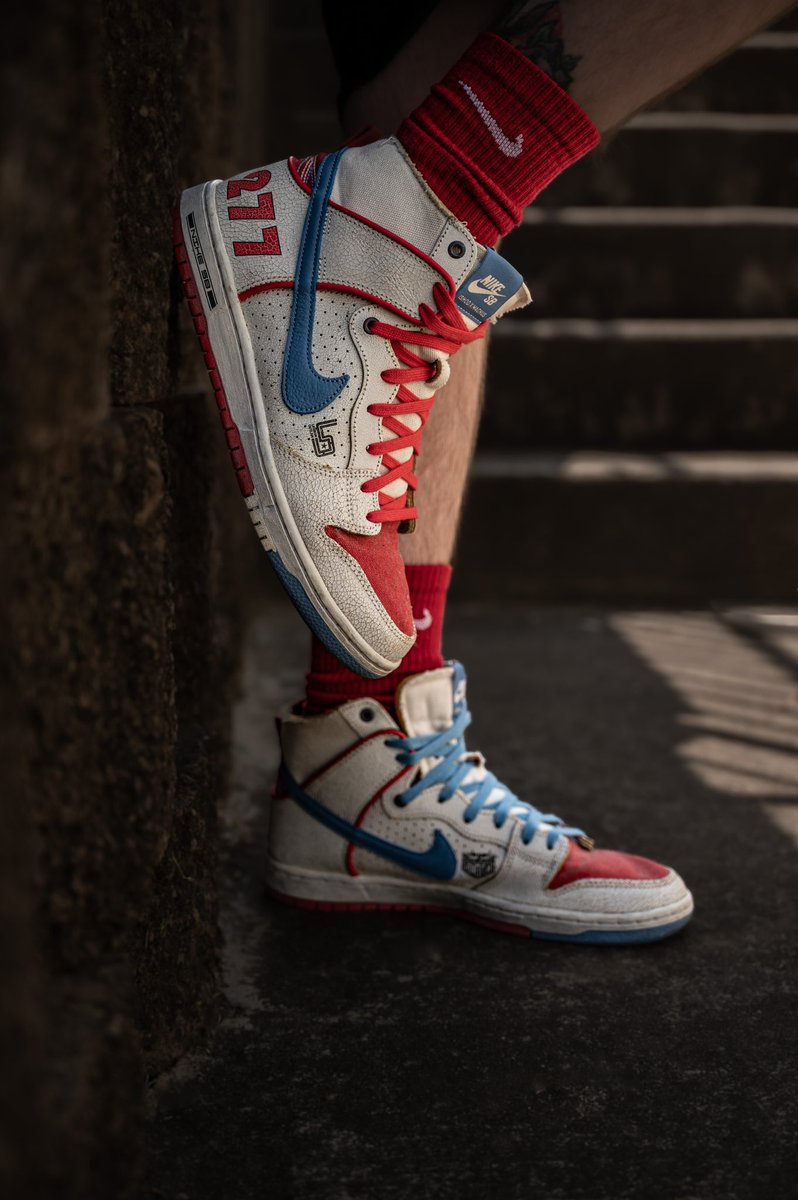 mikekniight's tweet image. Missed a few days of #dunksondeck so figured had to come back with a heater. Is this the best car inspired pair of kicks?

@tiona_deniece @Jamiersen @willstowehos @nikesb @trudyspeaks @Rylansdad23

#atmoscollectorsclub #snkrsliveheatingup #kotd #photography #yoursneakersaredope