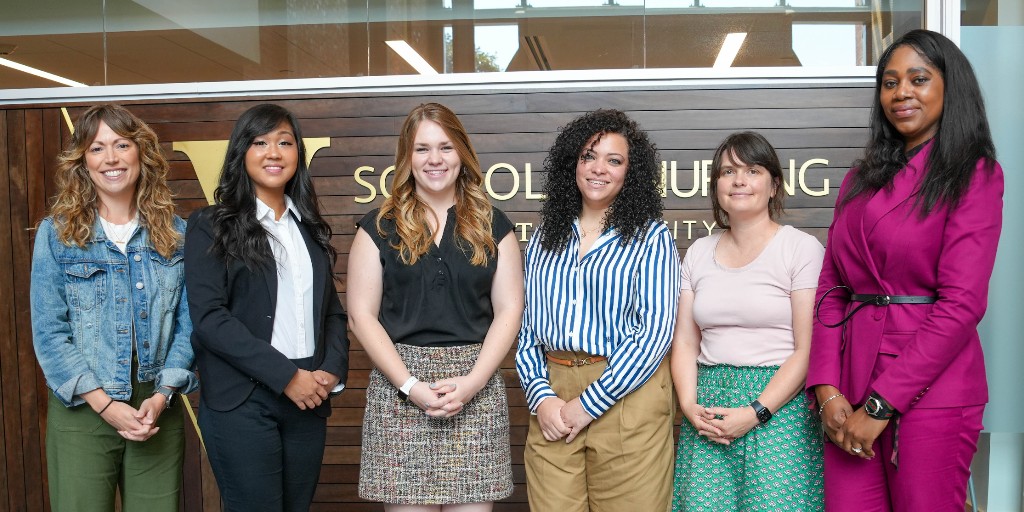 VanderbiltNurse's tweet image. Sending a big welcome to the new Vanderbilt School of #Nursing PhD students. We're so happy you're here and can't wait to hear about your research and all that you learn! #NursingScience #NursingResearch #Research #HealthCare