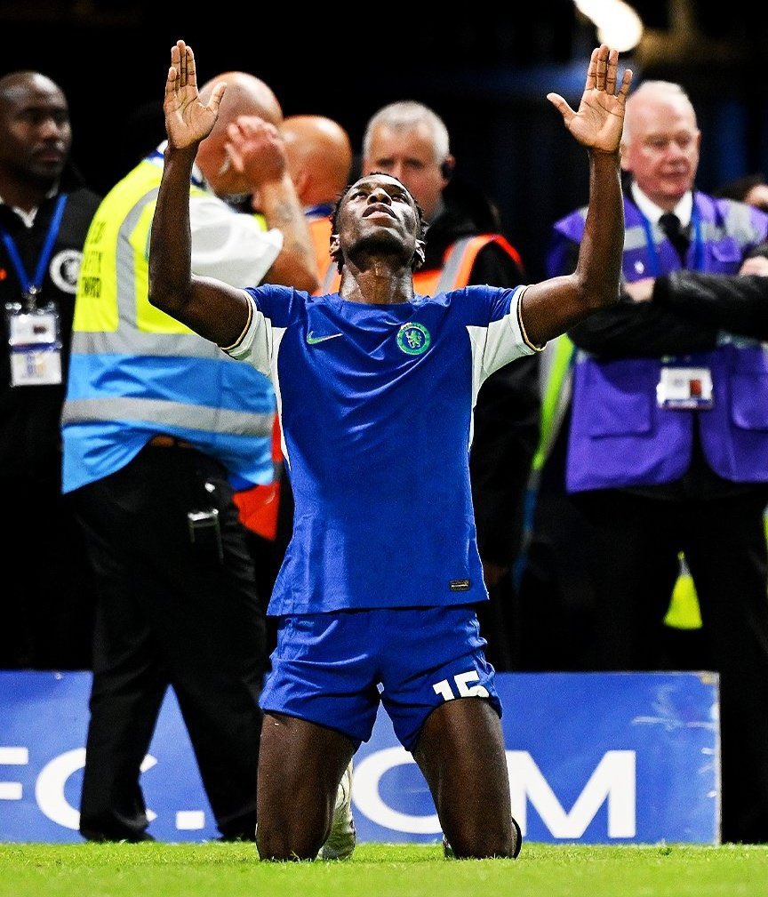 TheChelseaForum's tweet image. Repost if you’re a happy Chelsea fan 🔵⚪️