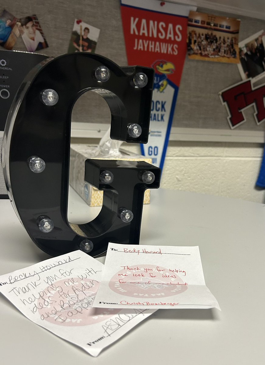 FTMSJaguars's tweet image. Give me a J-A-G-S 🎉 Staff Recognitions for September! @FrontierTrailPE @_beckyhoward @Christybomb &amp;amp; Mrs. Smitko @olatheschools