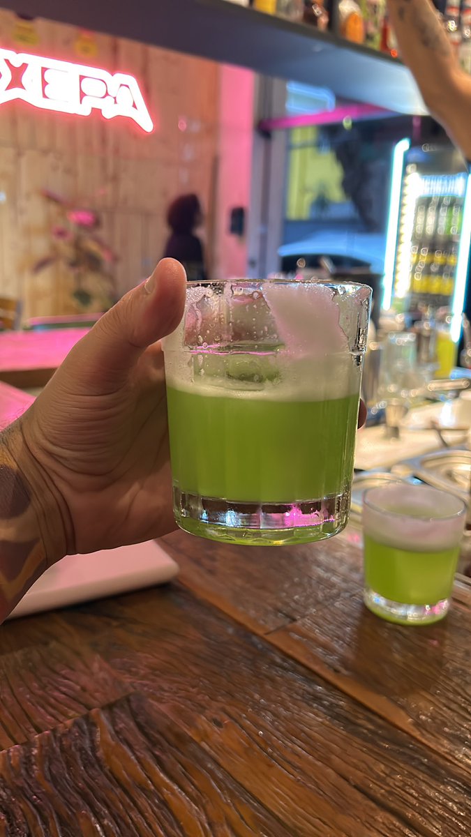 BadVibesMemes's tweet photo. Acredite se quiser, vamos lançar o Drink WhatsApp no @xepabr https://t.co/9a5mZwqRMV