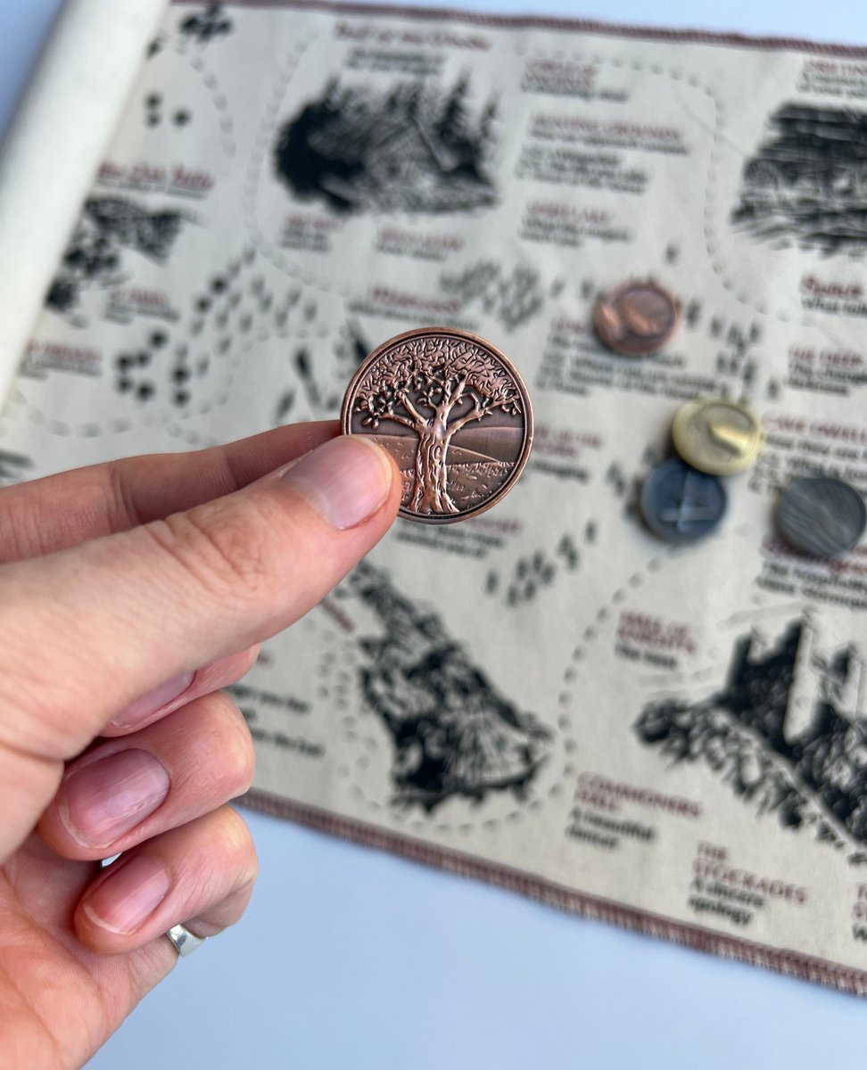hotdeernicorn's tweet photo. The double-sided tree token for Fall of Magic. Have you used this one before? What character did it represent? #fallofmagic https://t.co/x3pJfEzpaI