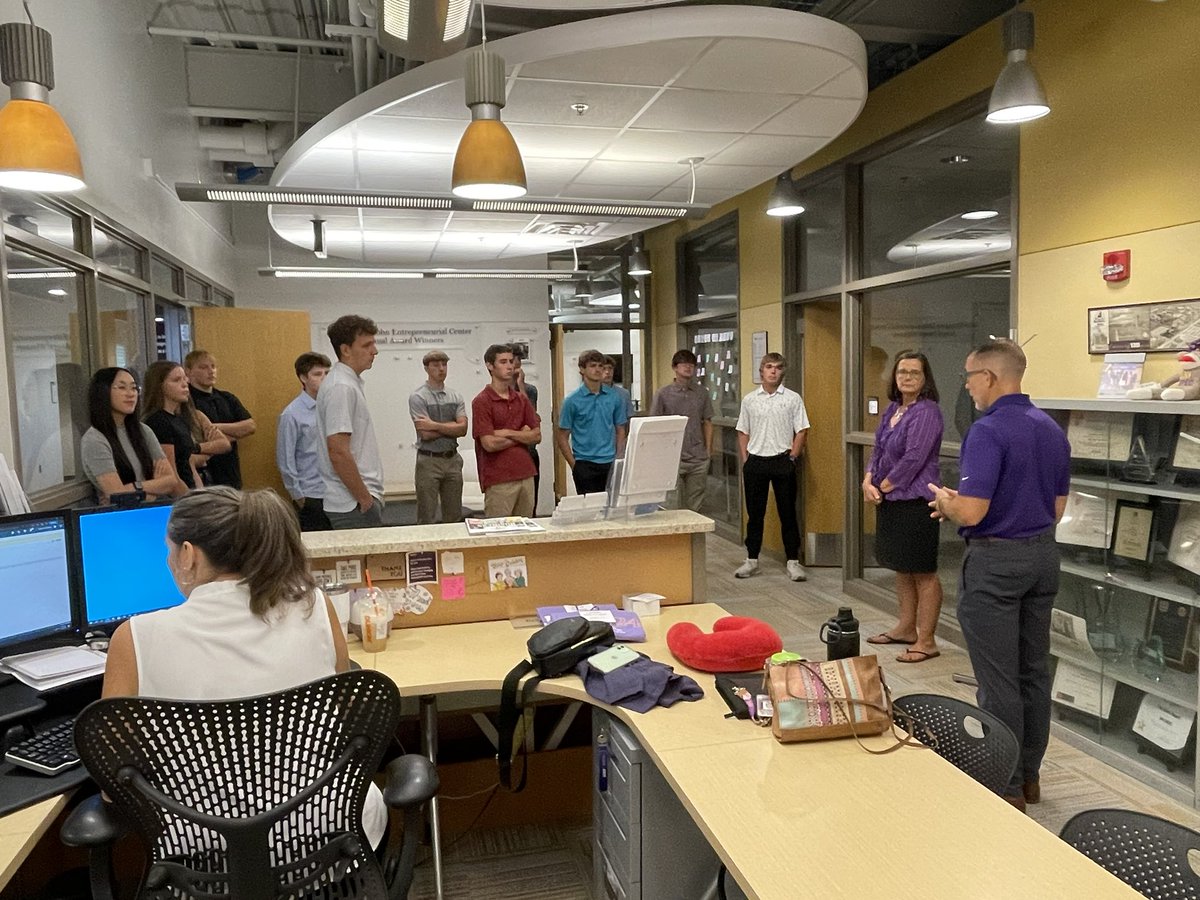 CF_CAPSComm's tweet photo. Such an incredible host site for our CAPS strand. The @BCS_UNI and @UNI_JPEC give our Associates so many incredible resources, connections, and opportunities. #Thankyou #hostsite #connections #bettertogether #AM #PM https://t.co/idPnC5zbXS