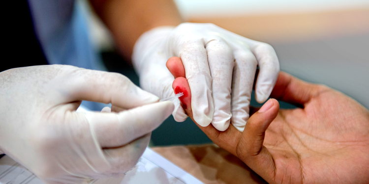 agblor_courage's tweet photo. HIV self-testing receives high patronage with over 70k requests https://t.co/KSv7GEfrCn via @Agblor Courage https://t.co/nzJ47mxll4