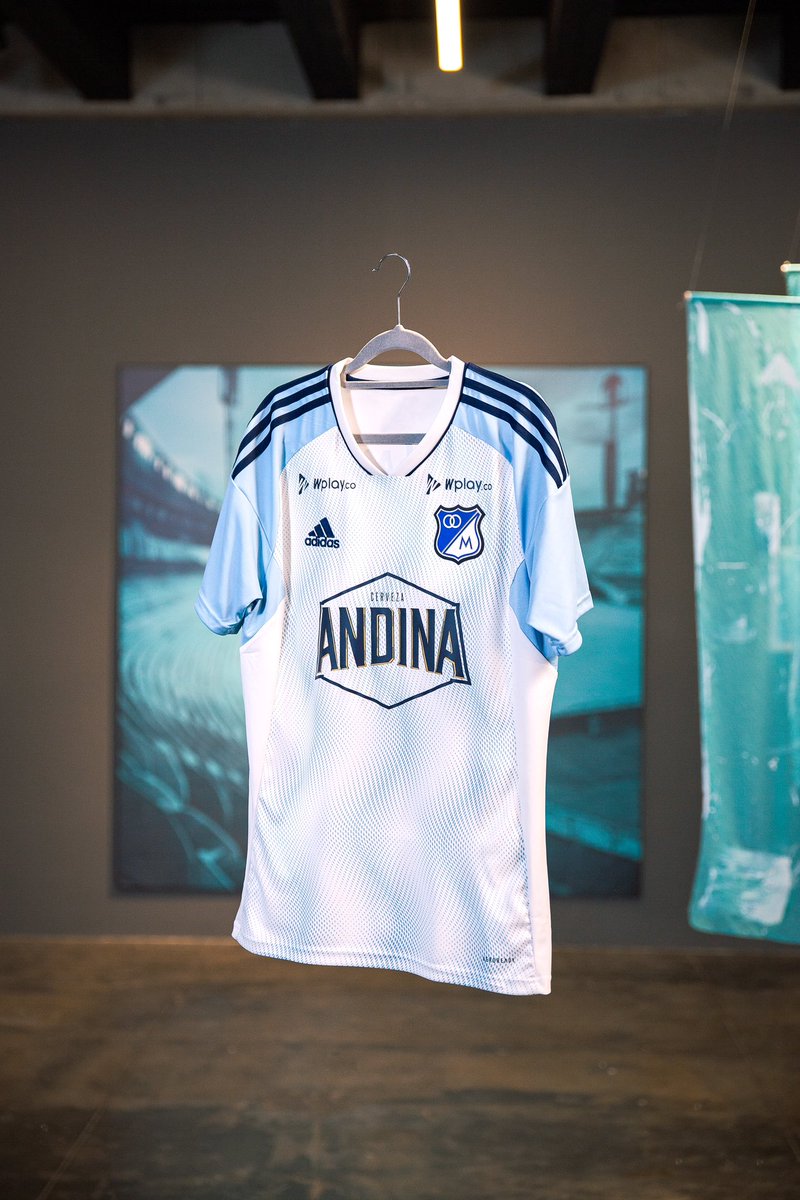 MillosFCoficial's tweet photo. 𝒜𝓇𝓉𝑒🖌️🩵🤍

▶️ Disponible en https://t.co/pe6QsRKsP5

#adidasfootball https://t.co/klHSKXe9eV
