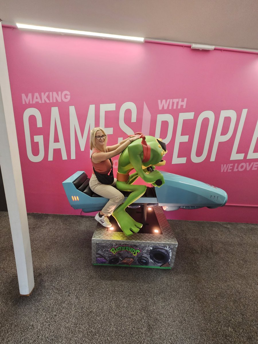 Charlotte Nangle tweet media