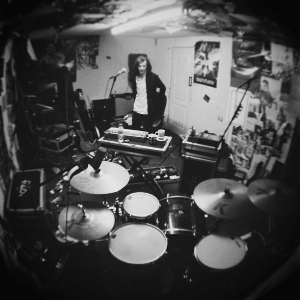 THE 1975 

The 1975 (10 Year Anniversary) will be released September 1st 2023.  Available to pre-order now. 
the-1975.ffm.to/10thanniversary