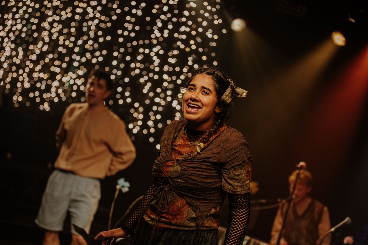 Some of my favourite shots from 'Raven'.

Had a blast on this show, with the best team! 

Still tickets left for it's final week <a href="/Alphabetti/">Alphabetti Theatre</a> - £3-£15