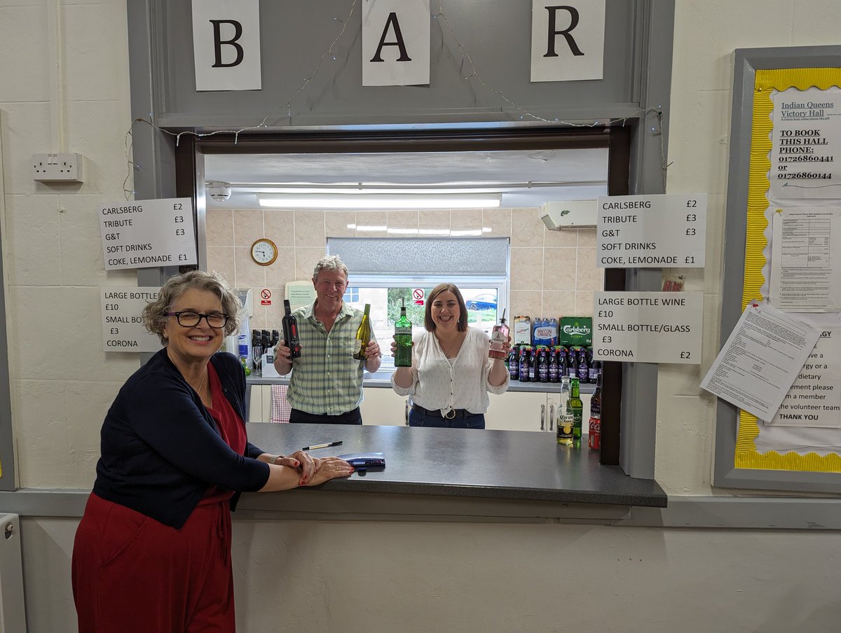 QueensVicHall's tweet photo. The bar is ready! #QueensComedyNight https://t.co/5XJ0Txl1UB