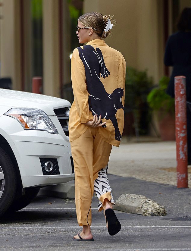 Sofia Richie Grainge wears the Casablanca Godard Pyjama. Shop now: bit.ly/3YXSGYP #OliviavonHalle