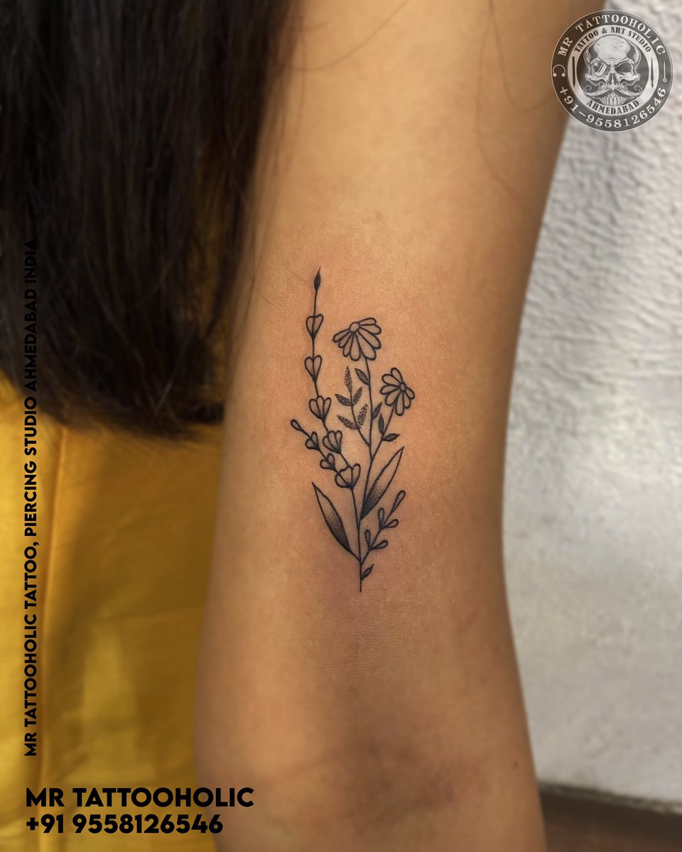 mr_tattooholic's tweet photo. Any Tattoo & Tattoo Removal-Piercing inquiry
🧿
📱Call:- 9558126546
🟢Whatsapp:- 9558126546
#mrtattooholic #Ahmedabad
#flowertattoo #beautifulflower #linetattoo #finelinetattoo #wildflowers #flowerpower #flowertattoodesigns #flowerart #lotustattoo #simpleflower #tattooaftercare https://t.co/OGIJFV0apk