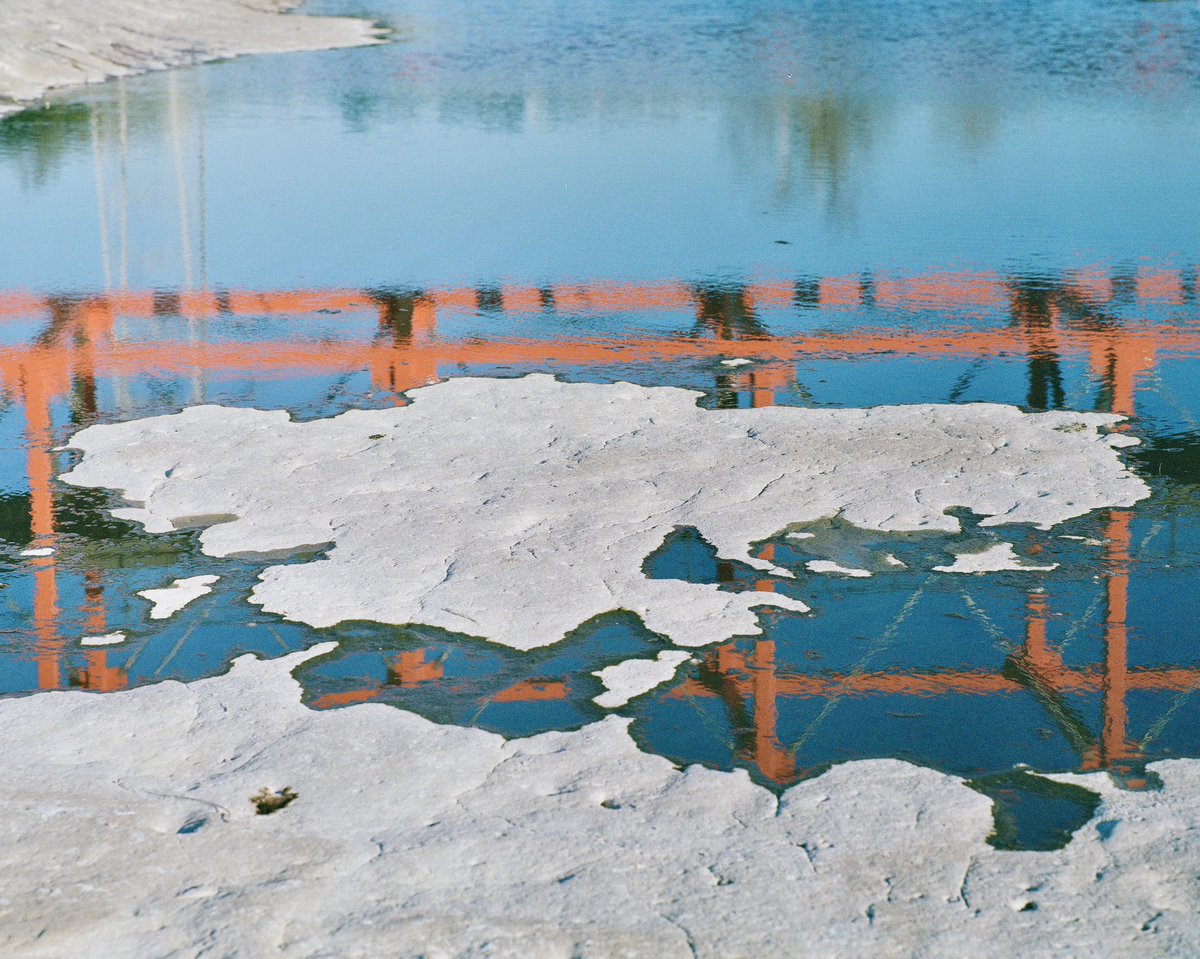 Taylor Yard Bridge.

Pentax 6x7, 75mm f/2.8, Kodak Portra 400.