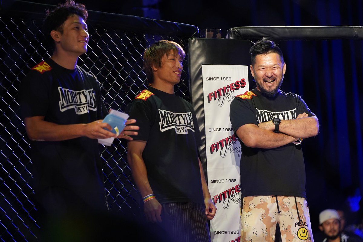 Gigio_jp's tweet photo. プロ修斗広島大会 TORAO 30
第1試合 2023年度新人王決定トーナメント ストロー級 一回戦 5分2R
高橋佑太（BURST）
麻生Leg Lock祐弘（有永道場Team Resolve）
#shooto0820 #TORAO30 

宮﨑師範代の良い笑顔（笑） https://t.co/qmeG0CzNNj