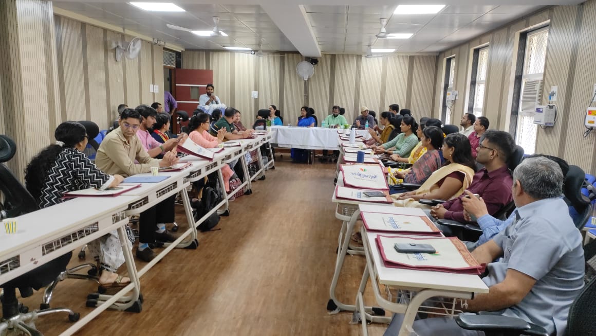 DIETRNDELHI's tweet photo. @DIETRN hosted the #VidyanjaliMela, an initiative by @EduMinOfIndia, fostering #CommunityEngagement & #PrivateSectorInvolvement in nationwide schools under the leadership of @Pundhir_ranjana & @drrahulmishra DNOs of West A&B which was attended by Educational representatives. https://t.co/fbVxzssjUC