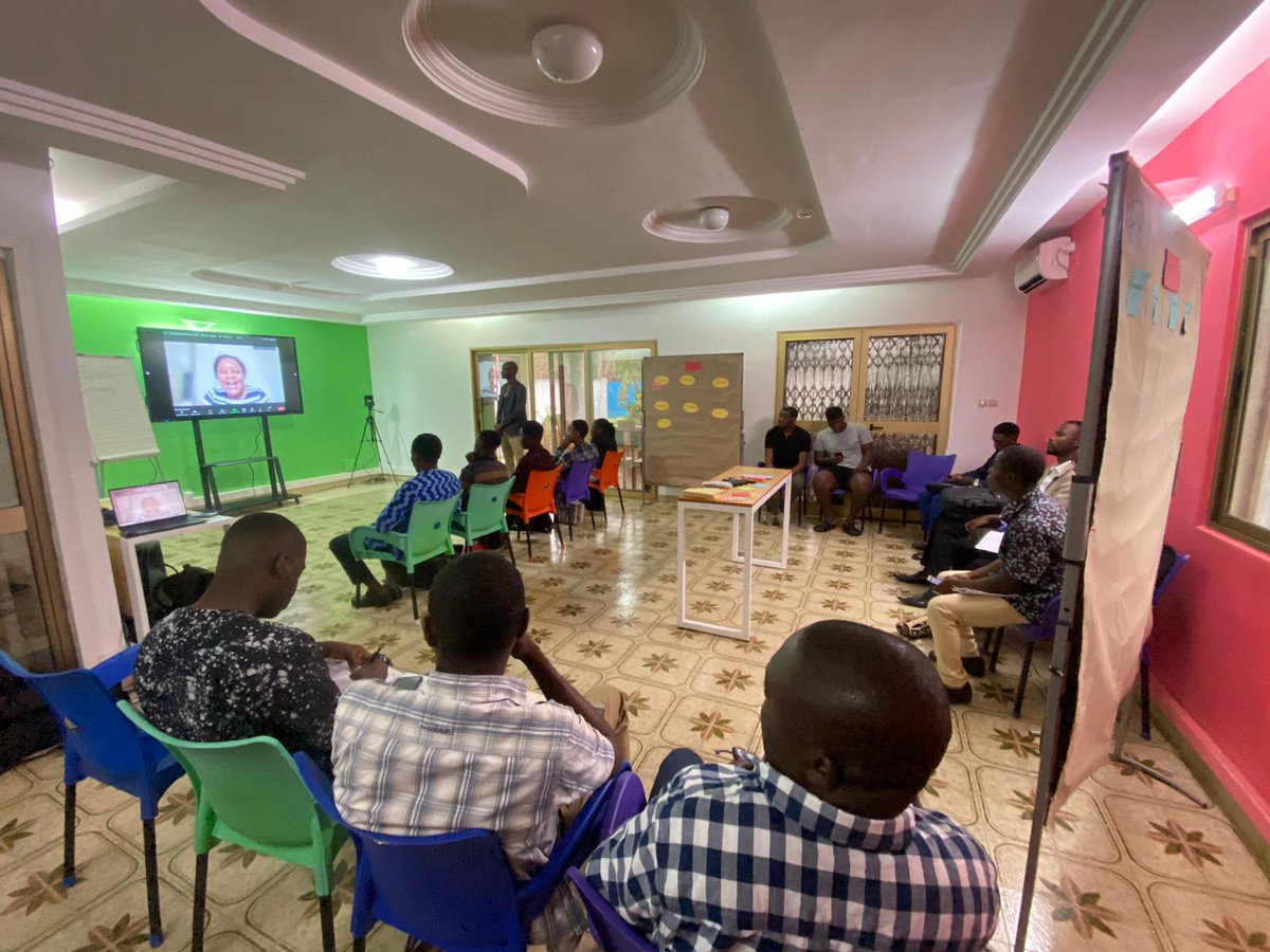 BMaierNeme's tweet photo. Le @NumeriqueTG à travers l'#ATD a organisé avec la @giz_gmbh, financé par le @BMZ, le 24.8. un "ecosystem gathering" avec les startups et incubateurs digitaux. Cela a permis de co-créer ensemble un programme de renforcement de capacité pour ces acteurs, qui débutera bientôt. https://t.co/Zknl3pthVl