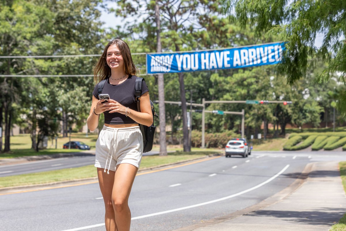 UWF's tweet photo. First week of classes, success!✅

#UWF | #GoArgos https://t.co/260baYFNqE