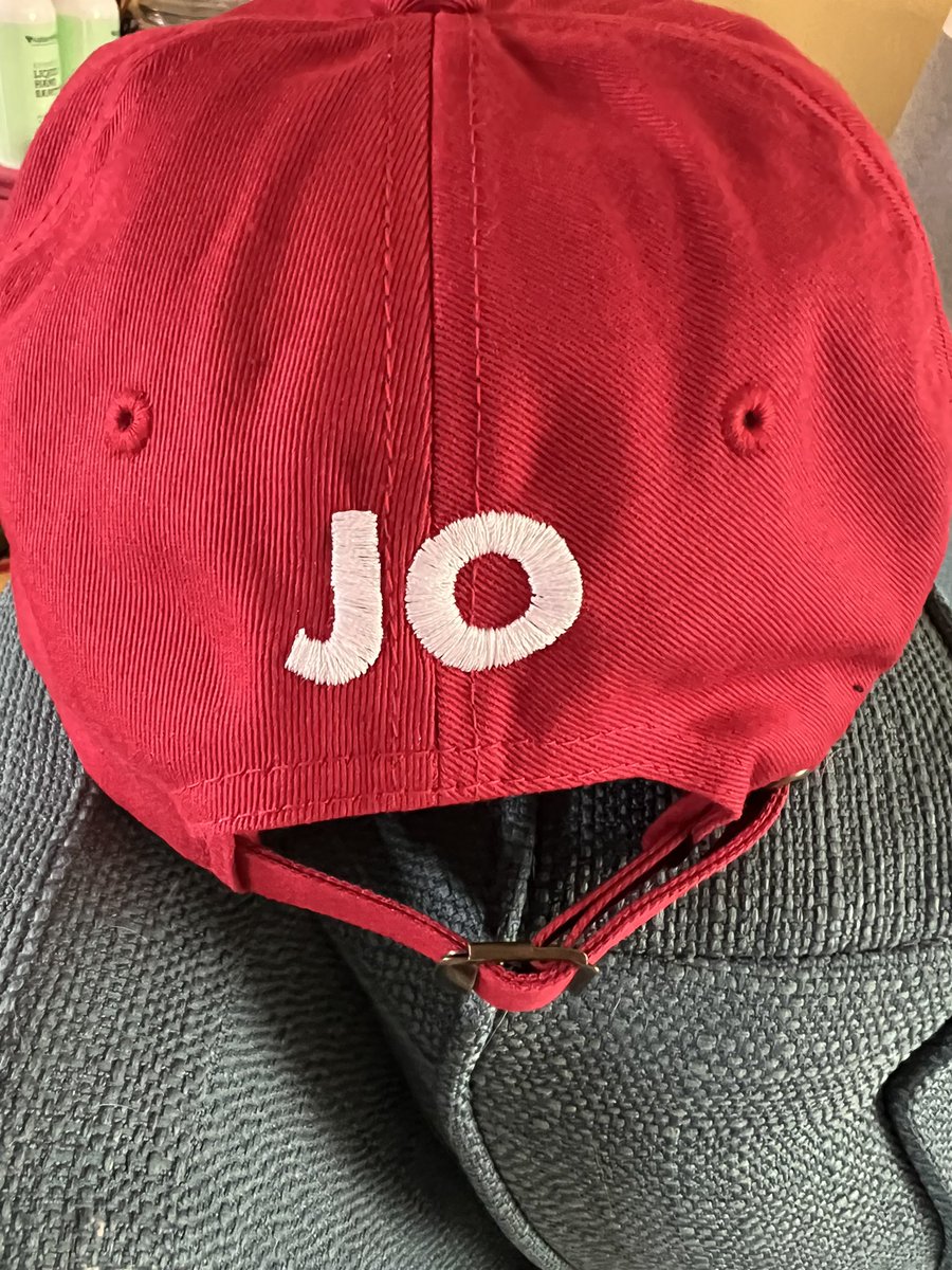 New hat arrived today, making this my third #RockfordPeaches hat! The best part of #ALeagueOfTheirOwn having a character named Jo is that it’s really easy to find #ALOTO stuff with my name on it!