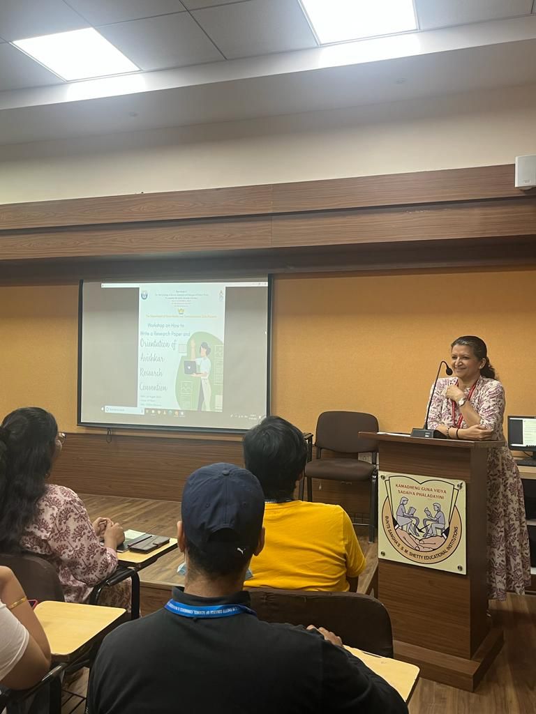 smshettybammc's tweet photo. That was captivating and a very informative workshop by Prof. Kalpana Rai Menon on the topic, 'How to write a research paper and orientation of avishkar research convention'.
#ResearchPaperWorkshop
#WriteResearchPapers
#AcademicWriting #bammc #thestudio https://t.co/NB6QnwaD6J