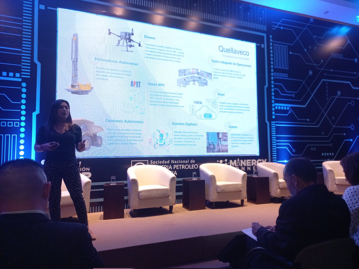 Minergy_Connect's tweet photo. #TICAR2023 | Continuamos con el bloque AUTOMATIZACIÓN Y TELEMETRÍA

Cinthya Lozano, superintendente del Centro Integrado de Operaciones de Mina Quellaveco, nos habla de Quellaveco (@AngloAmericanPE), la primera  mina digital del Perú. https://t.co/xXhRx6Ibxz