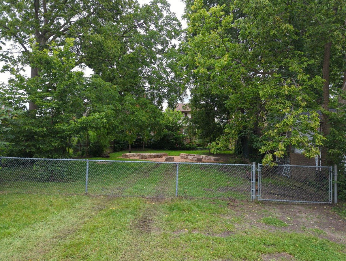 Don’t look now but Trafalgar has got a brand new out door classroom! <a href="/TrafalgarPS/">Trafalgar PS</a>