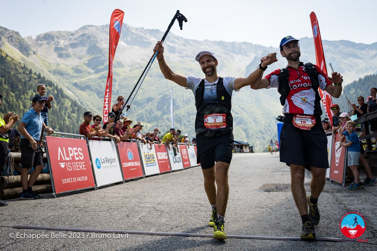 EB_belledonne's tweet image. 🏆Benoît Chauvet et Jonatan Tejada Ocejo vainqueurs Echappée Belle 2023.
Ils franchissent la ligne d'arrivée du Pleynet-les 7 Laux en 10h05'01.

#trail #isere #alpesishere #dynafit