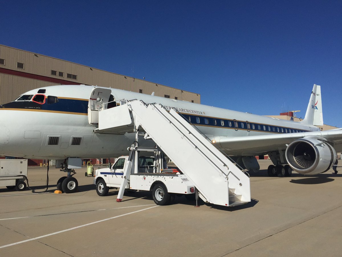 MSMN817's tweet image. #NASA817 at our home base #KPMD #AFPlant42 @NASAArmstrong @NASAAirborne 📷@MSMN817