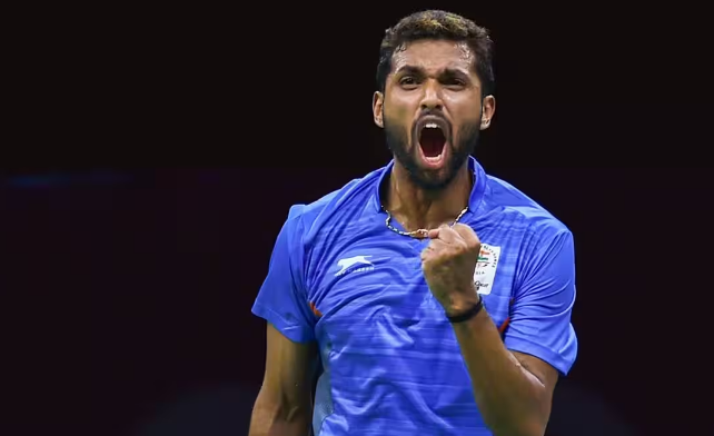 COMETH THE HOUR, COMETH THE MAN 

Prannoy STUNS 
Defending World Champion | Reigning Olympic Champion | World No. 1 | Home-favorite 
Viktor Axelsen 13-21, 21-15, 21-16 to advance into SEMIS of World Championships. 

➡️ WORLD MEDAL assured for Prannoy 🔥🔥🔥 

#Copenhagen2023