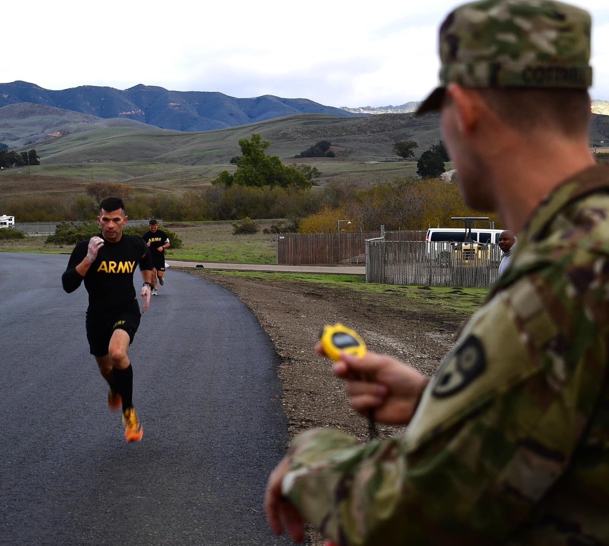 How are you preparing for the Army Combat Fitness Test (#ACFT)? Don’t just put it off until the last minute. Take a look at our fitness tips and get moving! rb.gy/6bunb