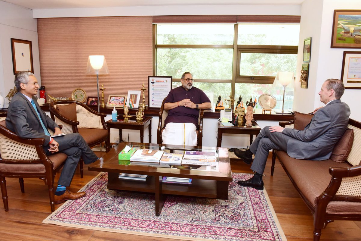 Visiting Delhi for <a href="/b20/">B20South Africa</a> Summit as a part of <a href="/g20org/">G20 South Africa</a>, Mr. <a href="/MartinSchroeter/">Martin Schroeter</a>, Chairman &amp; CEO <a href="/Kyndryl/">Kyndryl</a> ,called on me at my office <a href="/GoI_MeitY/">Ministry of Electronics & IT</a> today.