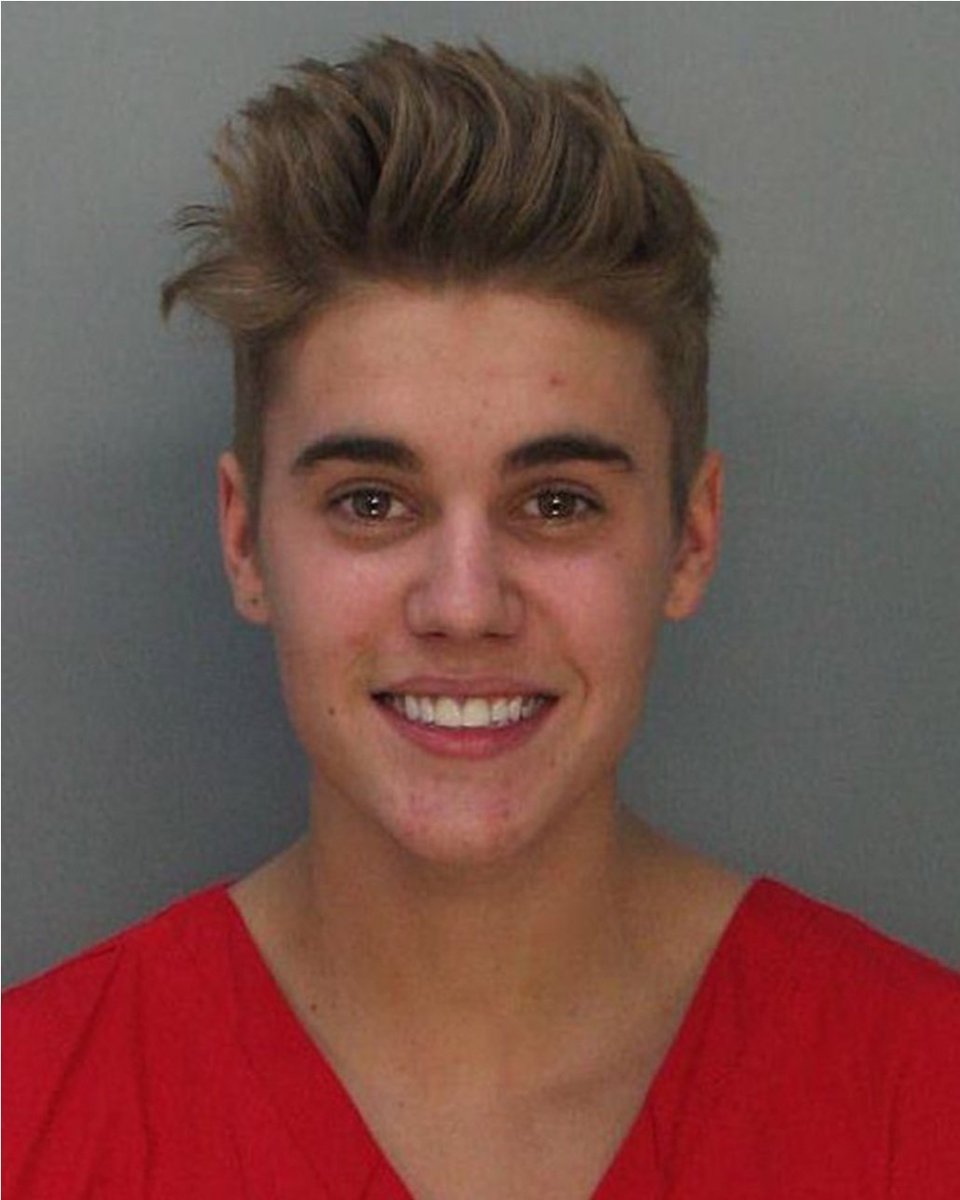 DogcThe's tweet photo. Justin bieber mugshot. #JustinBieber #Mugsho https://t.co/SPuHmFtH3v