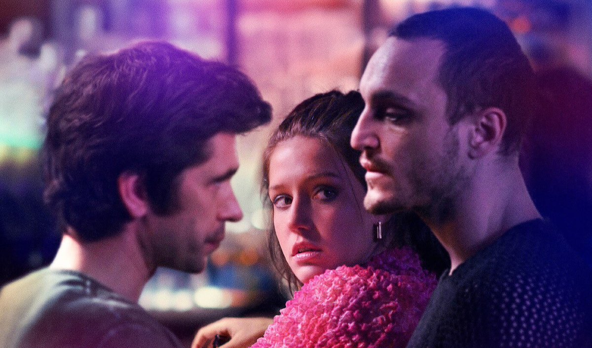 Crítica de cine “Passages”: Crónica de un amor complejo culturizarte.cl/critica-de-cin… <a href="/mubi/">MUBI</a>