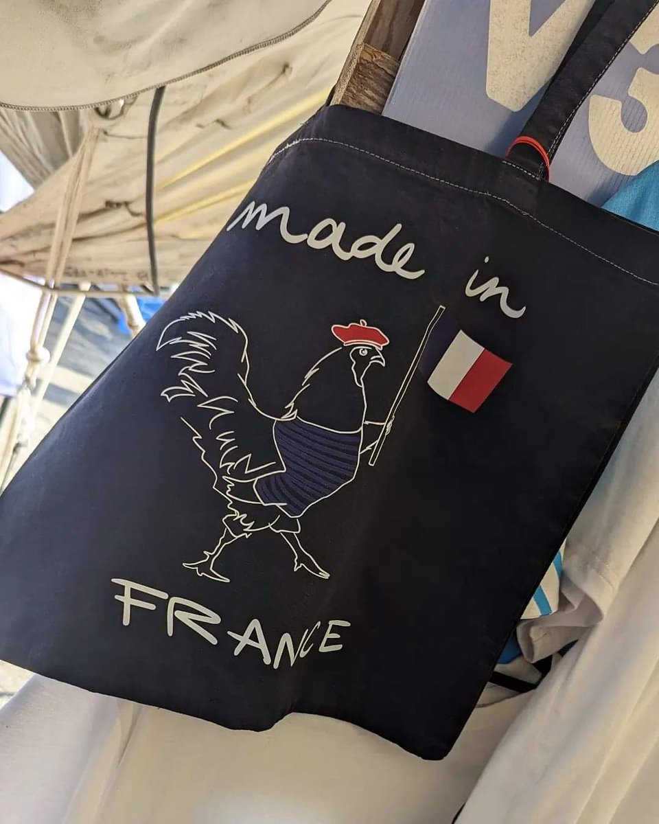 FilRouge_Mode's tweet photo. 🔚 Après 3 jours d'animations, de sourires (et de chaleur !), notre stand plie bagage sur le #DeltaFestival.
C'était un plaisir pour nous d'être sur le Village #VivreEnsemble pour la 1ere fois 😍
Merci aux organisateurs et aux festivaliers pour cette édition 2023 au top 🎉 https://t.co/yDGhVMwGQ5