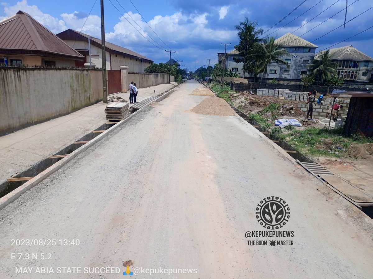 BOOM 💥

UDEAGBALA ROAD is wearing a new look waiting to be asphalted.. courtesy of Gov @alexottiofr  #newabia #BeyondGreatness