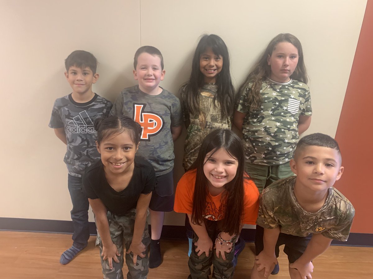 Ready to Hunt in 3rd grade at HRE!!! 🧡🧡🧡 #LPlegacy