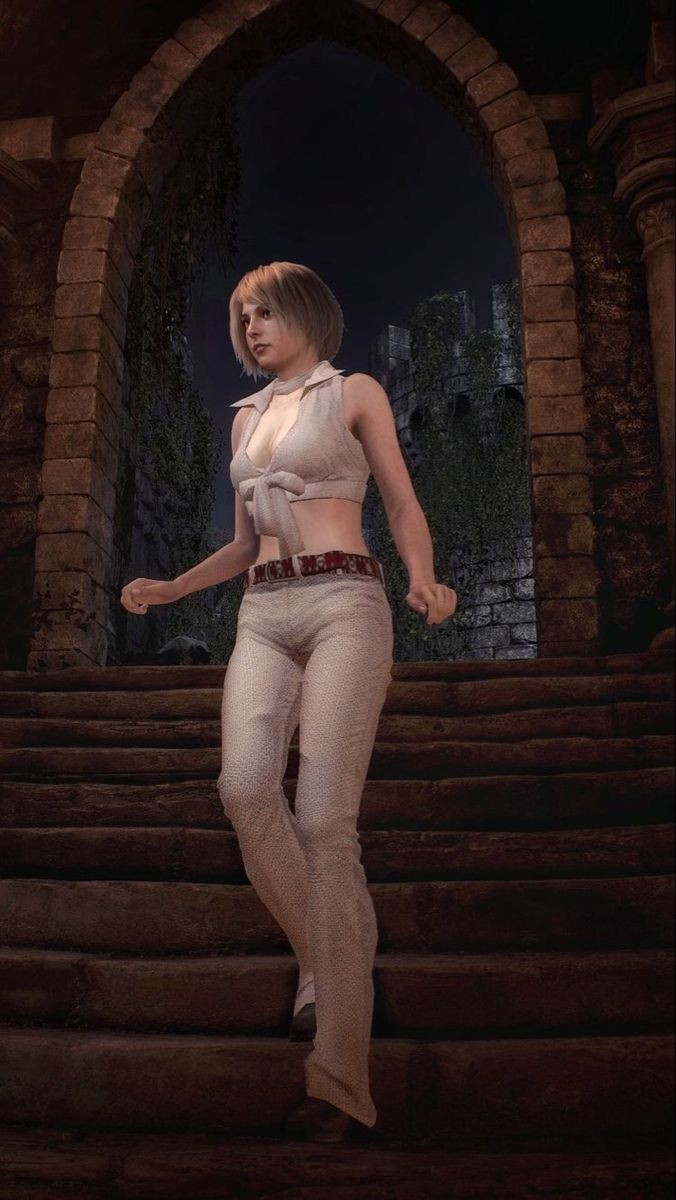 Ashley Graham Resident evil 4 - My pop star outfit.