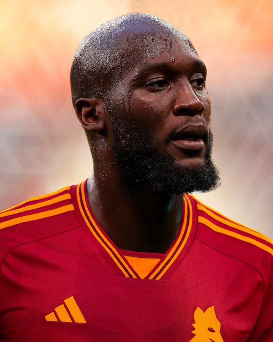GiuseppeFalcao's tweet photo. Sarà una notte di ansia, di attesa, di notizie, di scrolling infiniti.

Una notte insonne..

Una notte tutta nostra 💛❤️

#Lukaku https://t.co/eaMOyuyoBC