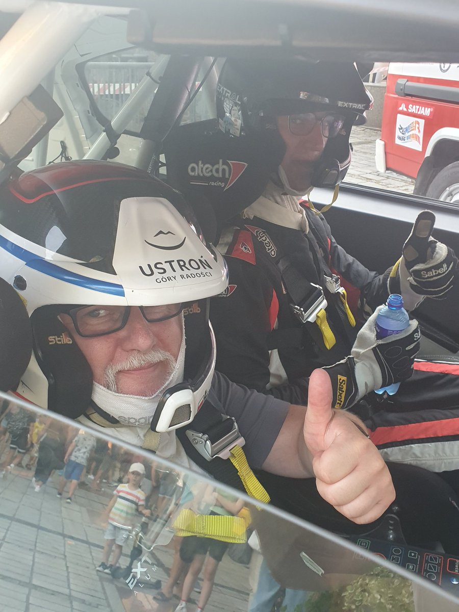 KorczUstron's tweet photo. 💥 Pozdrawiamy z #RajdowyUstron! Razem z Marcinem Szeja z @SzejaRallyTeam i Łukaszem Sitkiem z #RallyTechnology! Zapraszam do @MiastoU! https://t.co/FrkoGWT6ZA