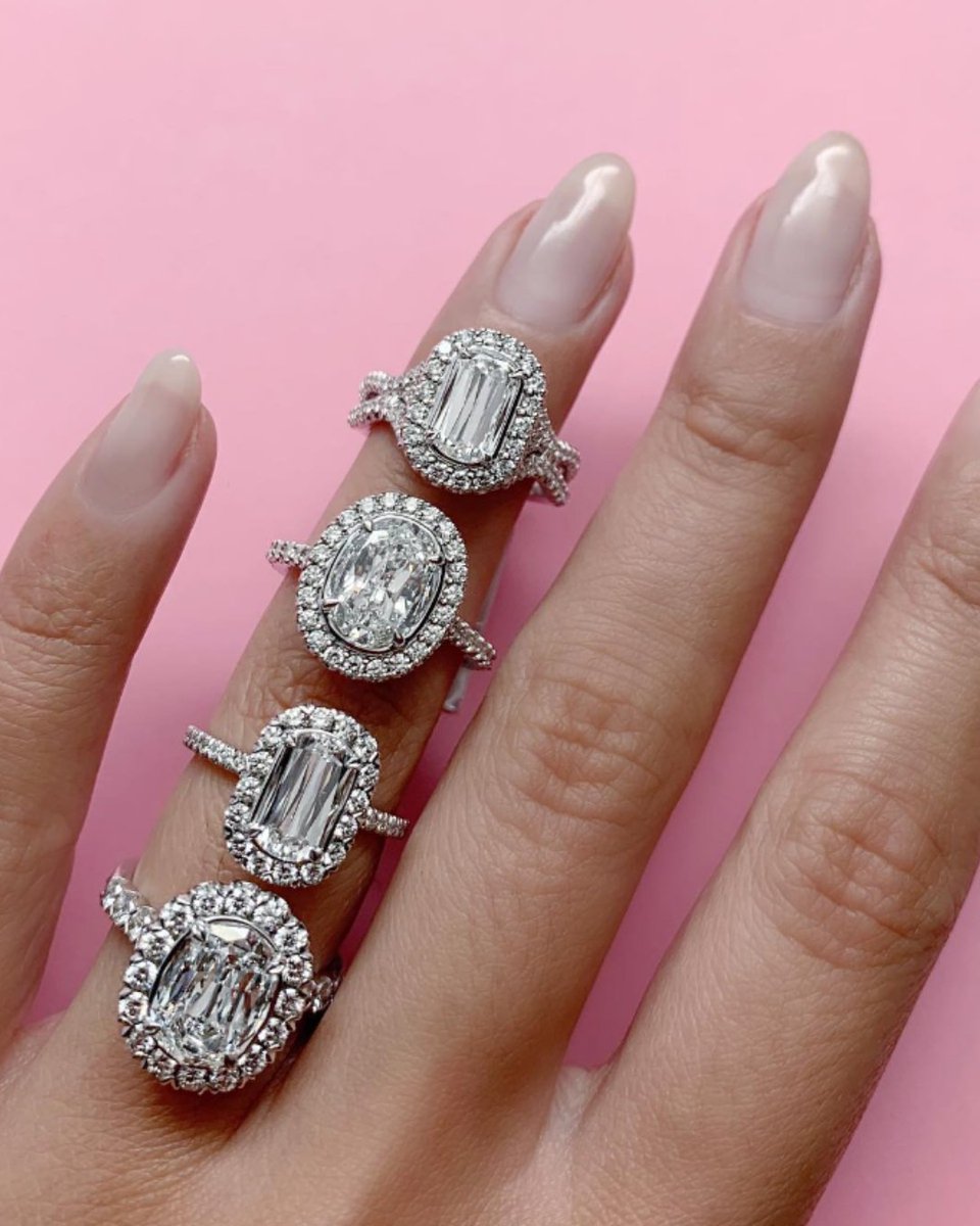 RGoldmart's tweet photo. Crisscut Diamonds appear up to 50% larger than a traditionally cut Diamond.
       
https://t.co/eqsyWZetqp
     
Find out more about Christopher Designs: https://t.co/XsSvaTn70U
     
#goldmartjewelersredding #choosecrisscut #madeinnewyork https://t.co/a6ZnY9N6S1