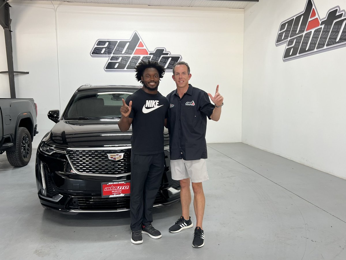 draemccray24's tweet image. My friends @adauto_lubbock will take care of all of your vehicles’ needs! Make sure to stop by and see them!!