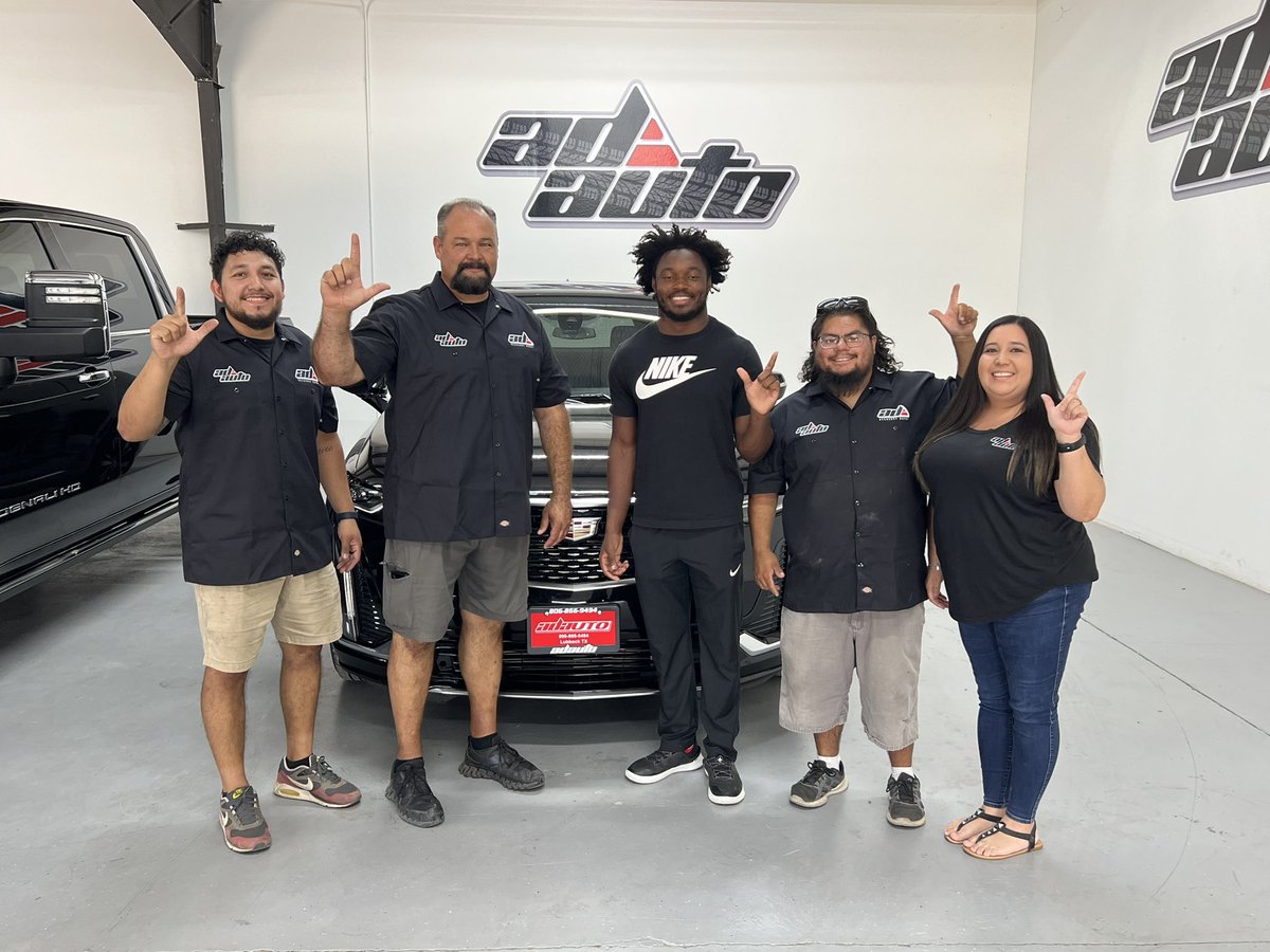 draemccray24's tweet image. My friends @adauto_lubbock will take care of all of your vehicles’ needs! Make sure to stop by and see them!!