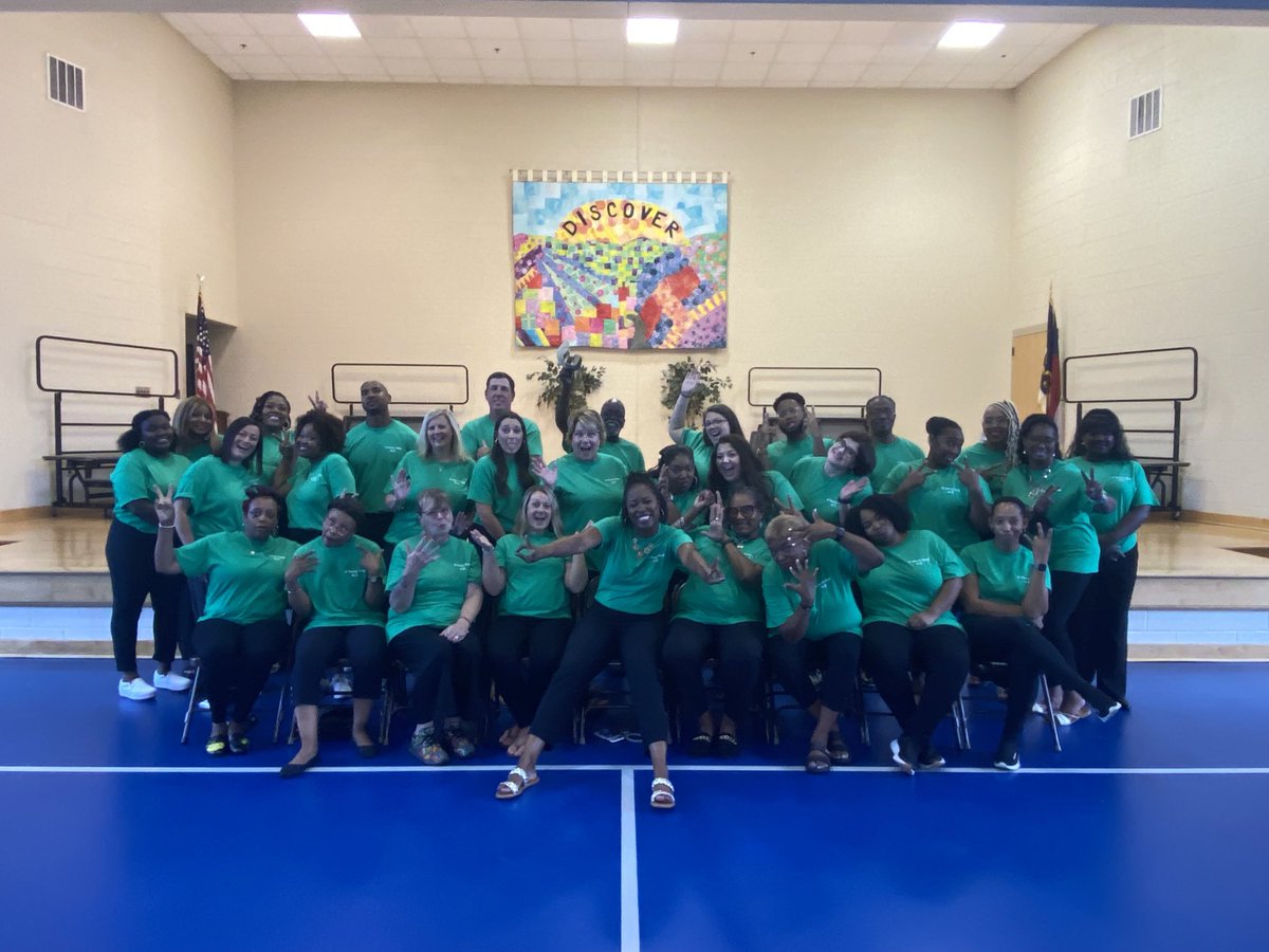 MadisonGCS's tweet photo. Your Mustang Team is READY for the 2023-2024 school year! ⁦@Super_GCS⁩ ⁦@MissLeslie_5⁩ ⁦@DrAngelaDraper⁩ https://t.co/NwHEX6l0V2
