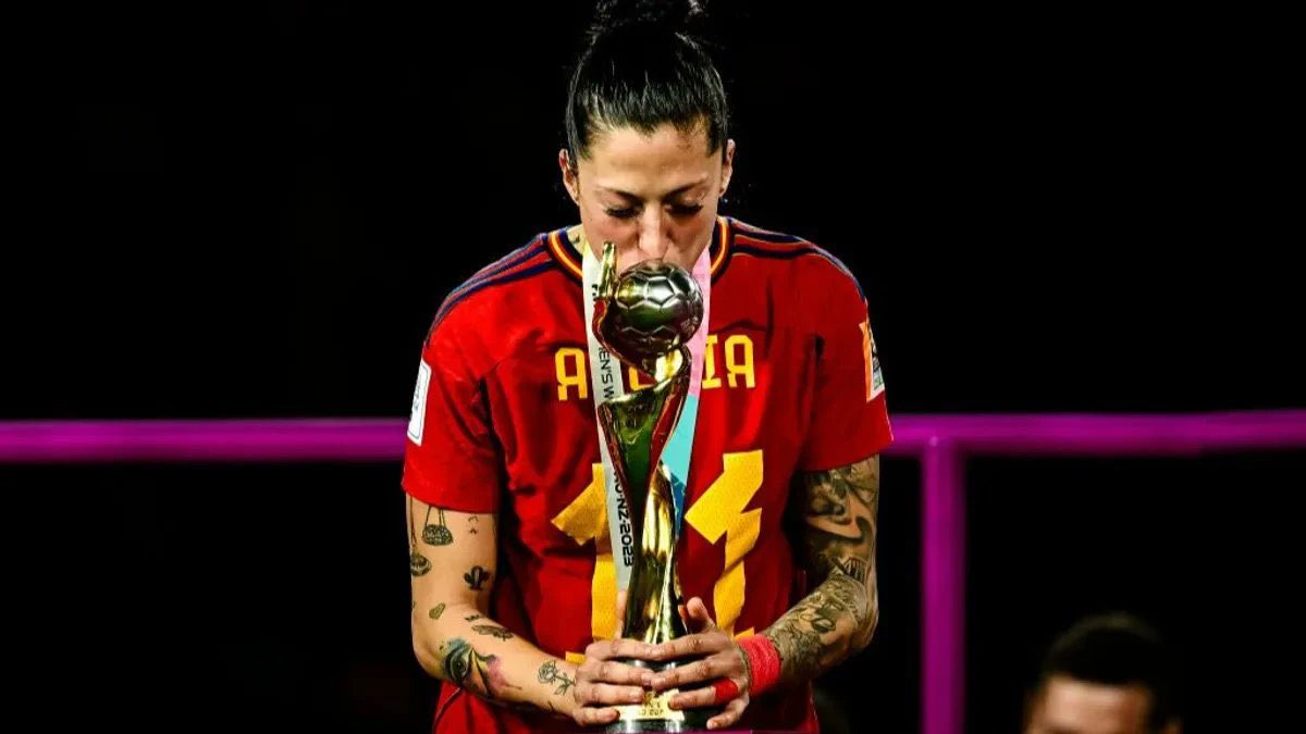 Todo nuestro apoyo a <a href="/Jennihermoso/">Jenn1 Hermos0</a> y las jugadoras de <a href="/rfef/">RFEF</a> que están denunciando a través de <a href="/futpro_es/">FUTPRO</a> su situación, luchando por los derechos de todas las mujeres.

#SeAcabo #RubialesInhabilitacion