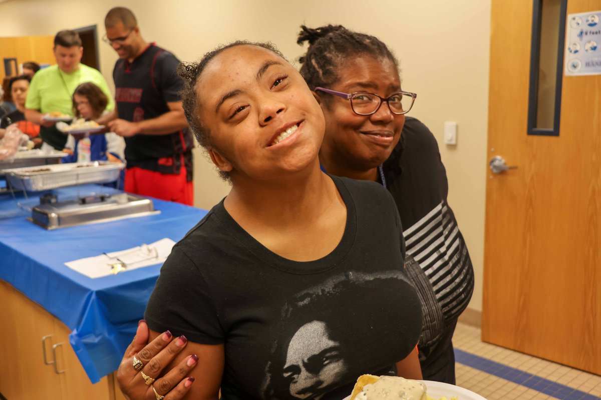 Goodwill Kansas tweet media