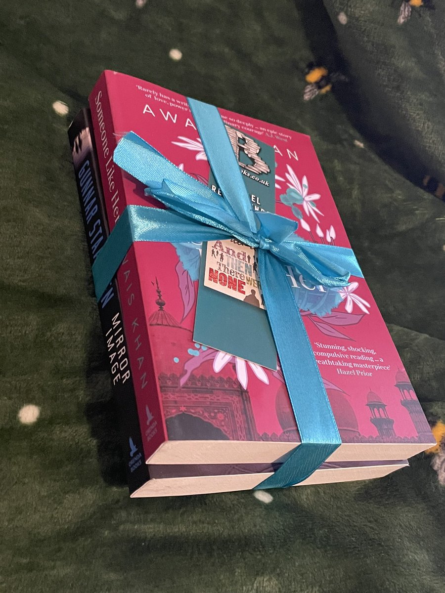 JenMedBkReviews's tweet image. It’s @bertsbooks day which means my signed copies of @OrendaBooks August titles have arrived. Yay. What a start to the weekend.

#SomeoneLikeHer by @AwaisKhanAuthor and #MirrorImage by #GunnarStaalesen.

bertsbooks.co.uk/product/the-or…

#books #booktwitter #teamorenda #subscription