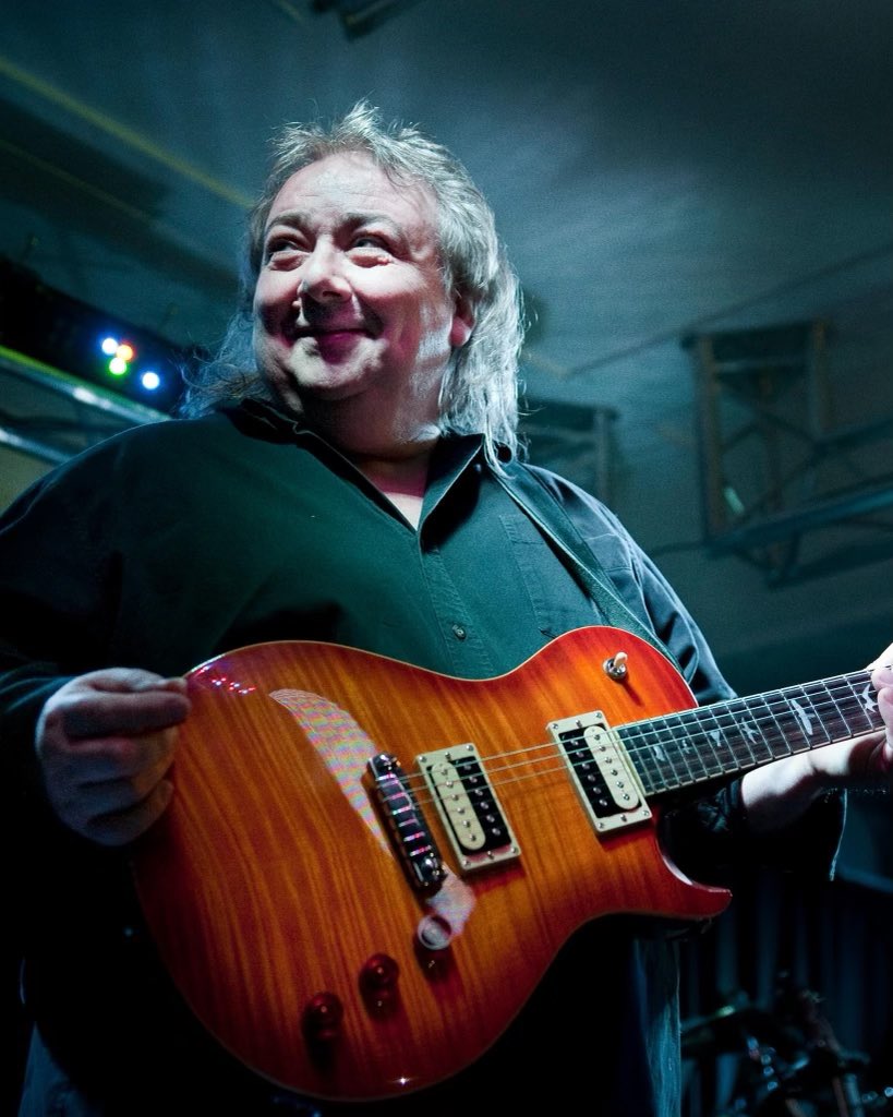 PRS Guitars tweet media