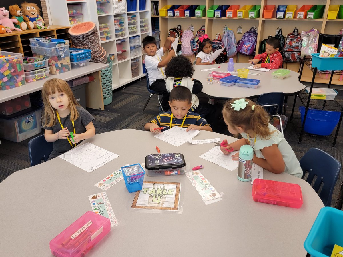 Kim Sanders tweet media