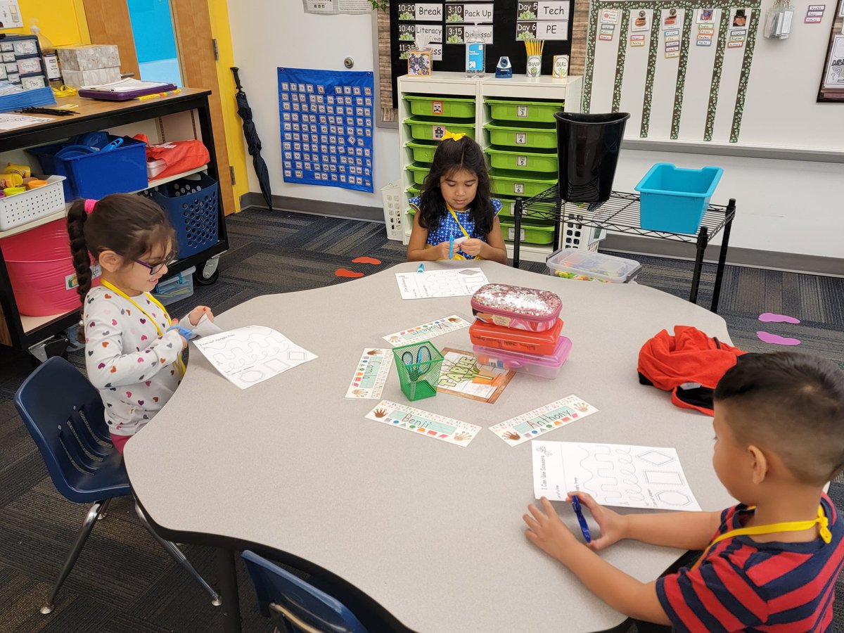 Kim Sanders tweet media