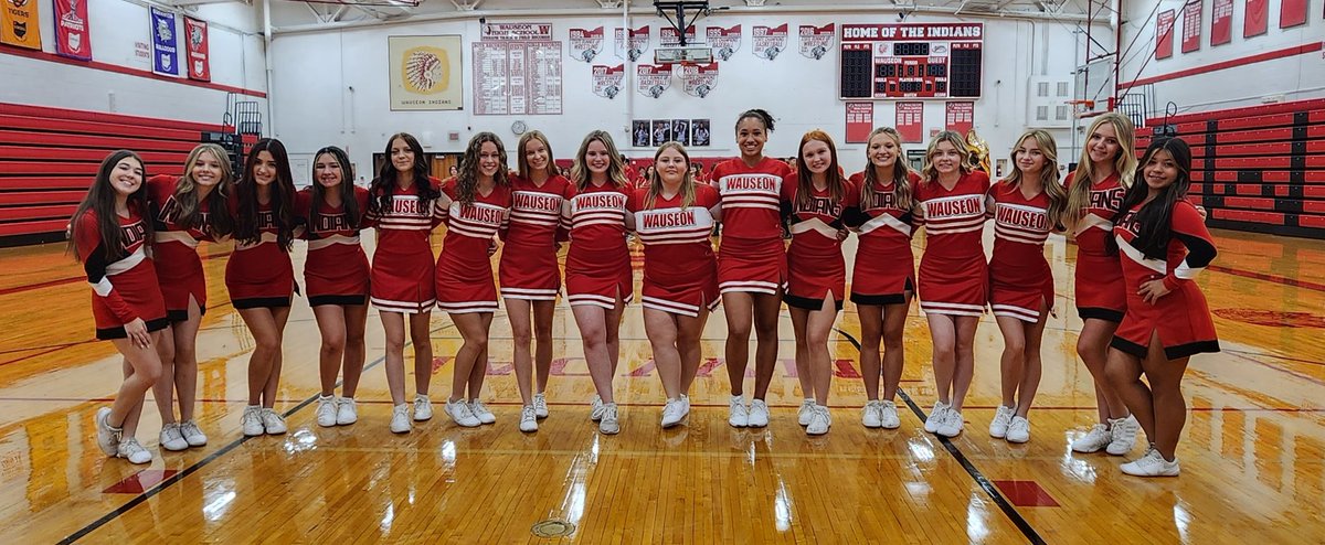 WauseonCheer's tweet photo. ☆ Meet the Teams Pep Rally ☆

Good luck to all our fall athletes and our marching band.

#WauseonPride https://t.co/y2aXc2ncAN
