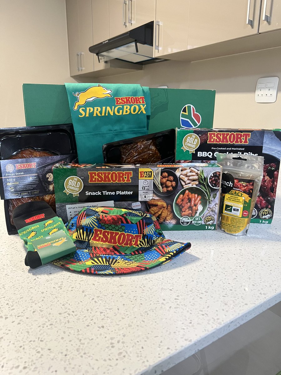 kekeletso_Ma's tweet image. Got this amazing package from @eskortfood 
WHAT A SURPRISE AT MY DOOR   

We have a date today at 20:30pm

Do not miss it

#Springbox #Eskort