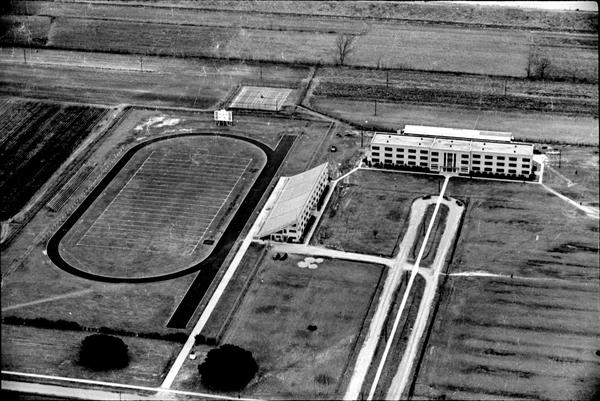 BEAUX_Tillery's tweet image. The way I'm about to email Mark Pocan and Garret Graves and ask why HBCUs aren't listed in this Caucus. 

AW Mumford is sitting on campus at Southern at 96 years old, but Tiger Stadium makes the cut and it's 4 years older. 

Is this really about historic preservation of historic…